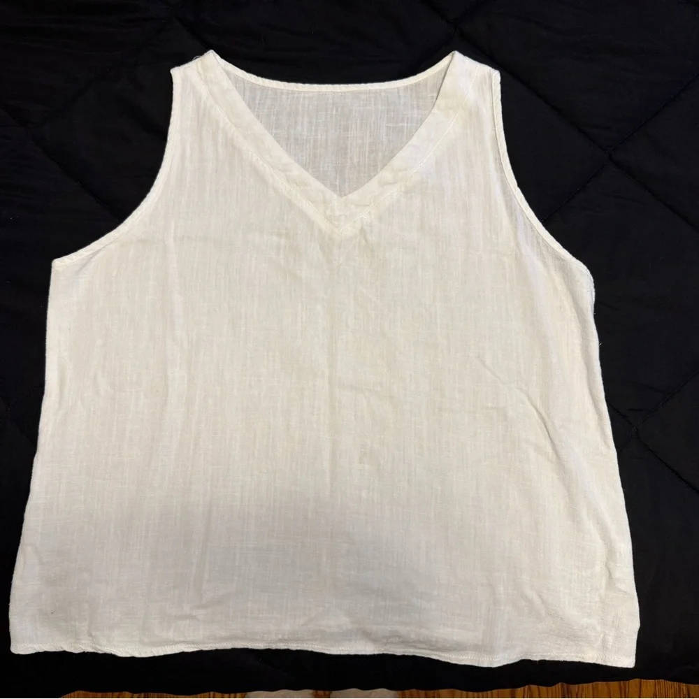 White Linen-blend Top - Picture 1 of 1